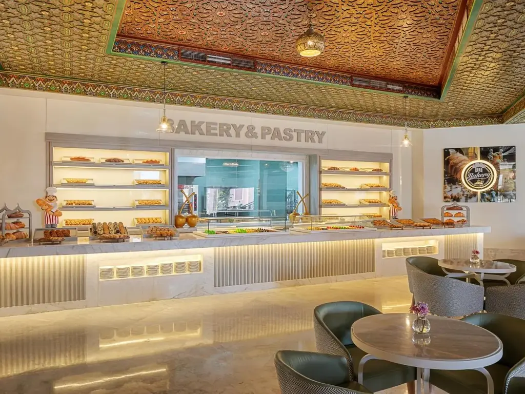 Сладкарница Bakery and Pastry