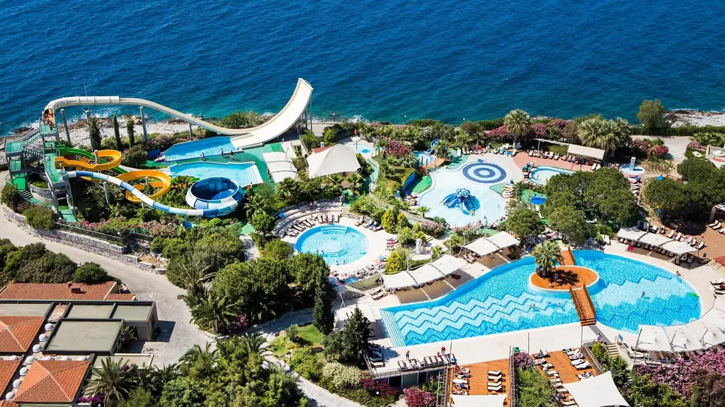 Снимка 5 - Pine Bay Holiday Resort - Кушадасъ, Турция