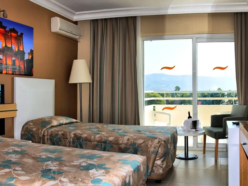 Снимка 2 - Ephesia Resort Hotel - Кушадасъ, Турция