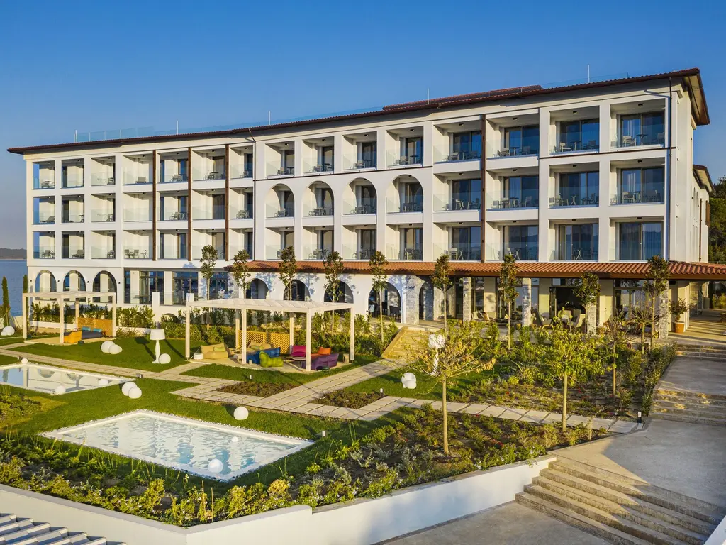 Снимка 15 - Mount Athos Resort - Халкидики-Атон, Гърция