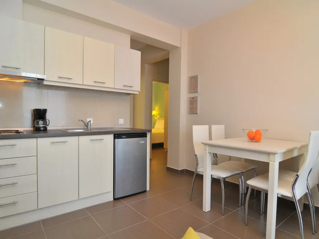 Снимка 16 - Ntinas Filoxenia Hotel - Тасос, Гърция