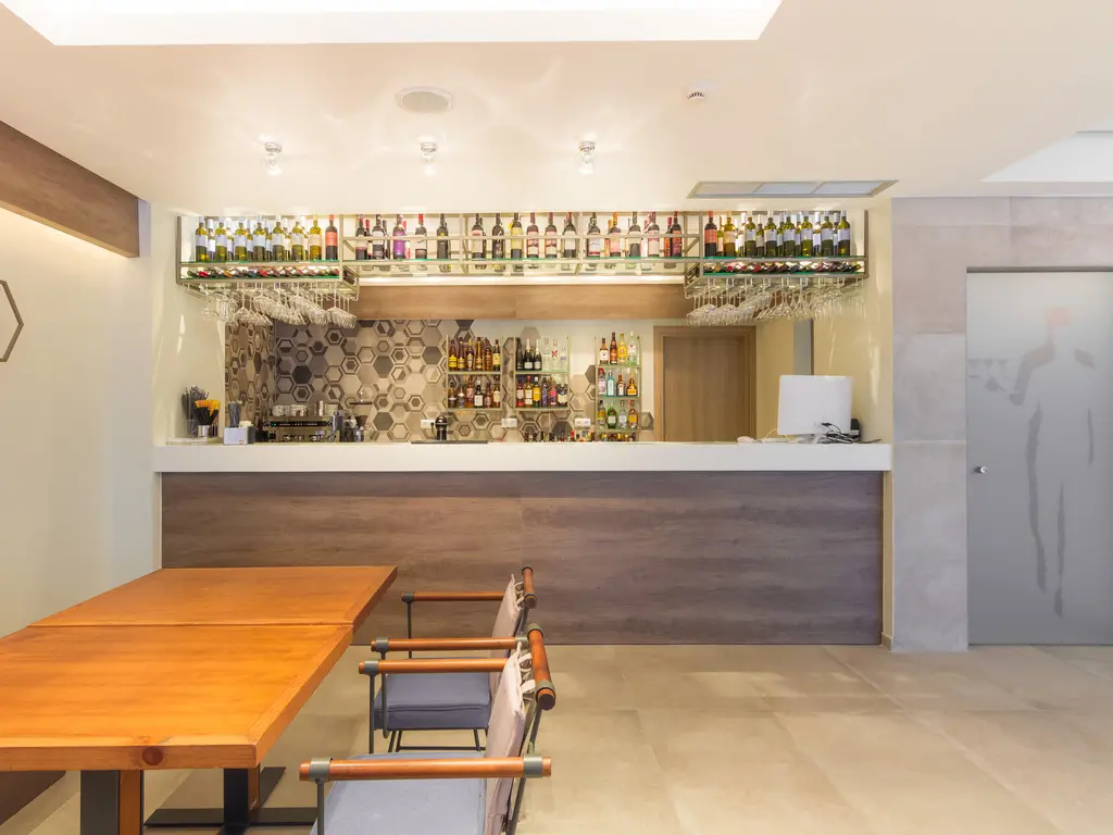 Снимка 30 - Ntinas Filoxenia Hotel - Тасос, Гърция