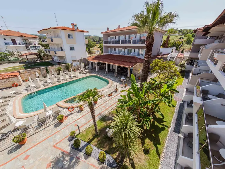 Снимка 2 - Sarantis Hotel & Suites - Халкидики-Касандра, Гърция