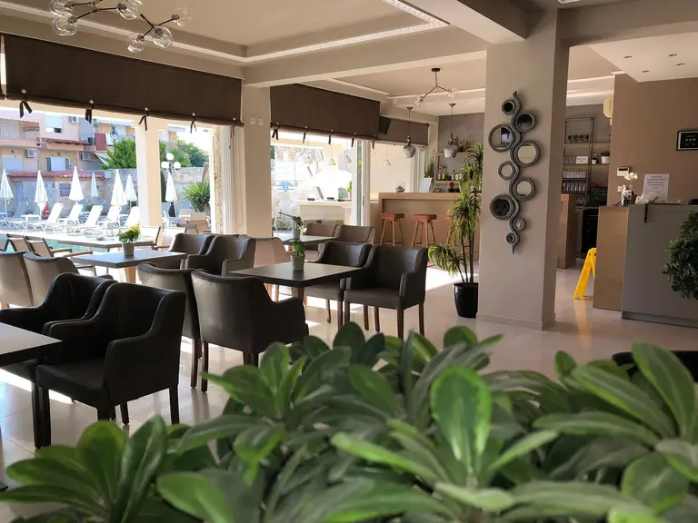 Снимка 6 - Sarantis Hotel & Suites - Халкидики-Касандра, Гърция