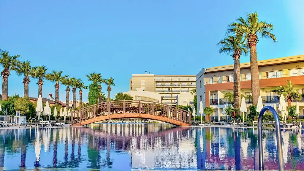 Снимка 3 - Palm Wings Beach Resort & Spa - Кушадасъ, Турция