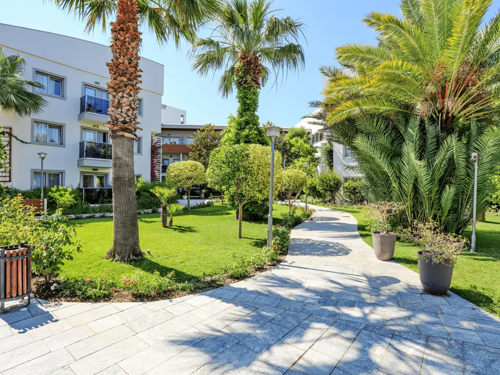 Снимка 16 - Palm Wings Beach Resort & Spa - Кушадасъ, Турция