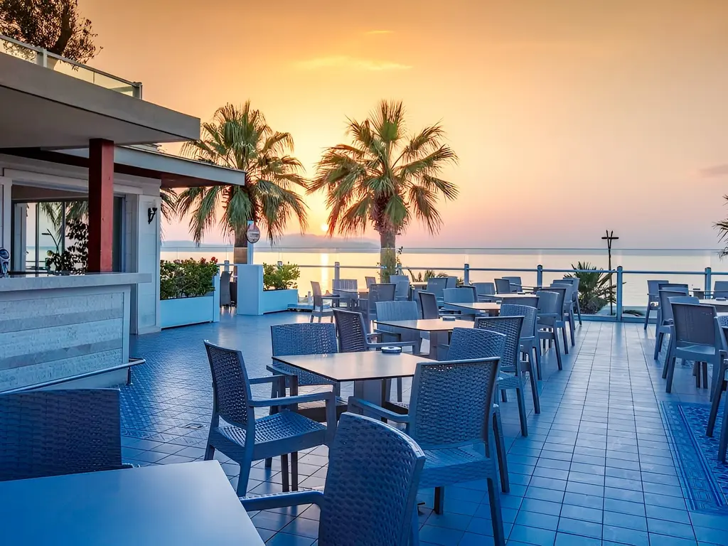 Снимка 34 - Palm Wings Beach Resort & Spa - Кушадасъ, Турция