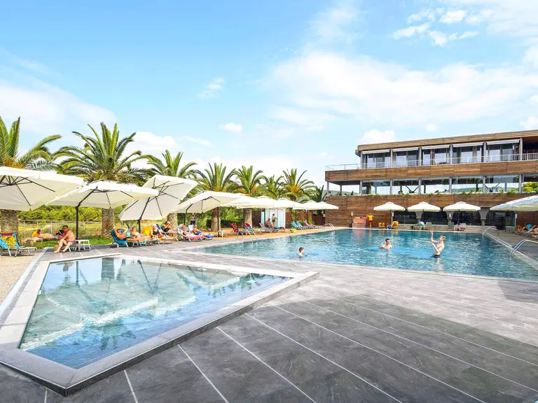 Снимка 30 - Blue Dolphin Hotel - Халкидики-Ситония, Гърция