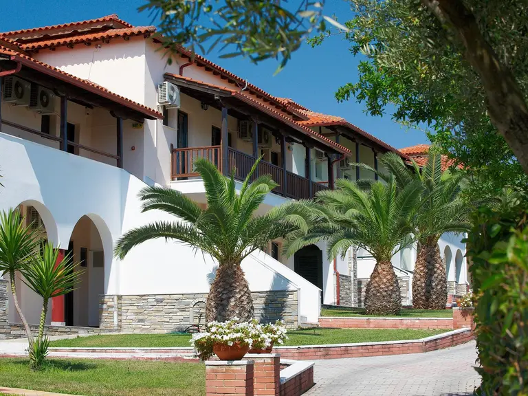 Снимка 3 - Blue Dolphin Hotel - Халкидики-Ситония, Гърция