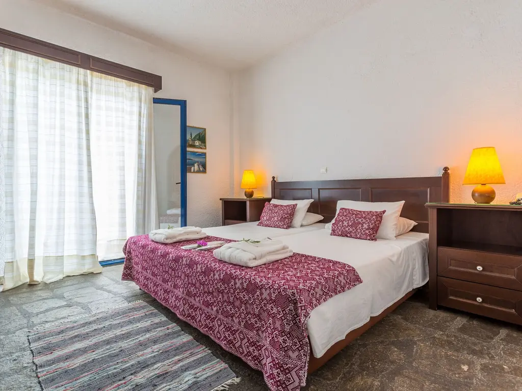 Снимка 4 - Agionissi Resort - Халкидики-Атон, Гърция