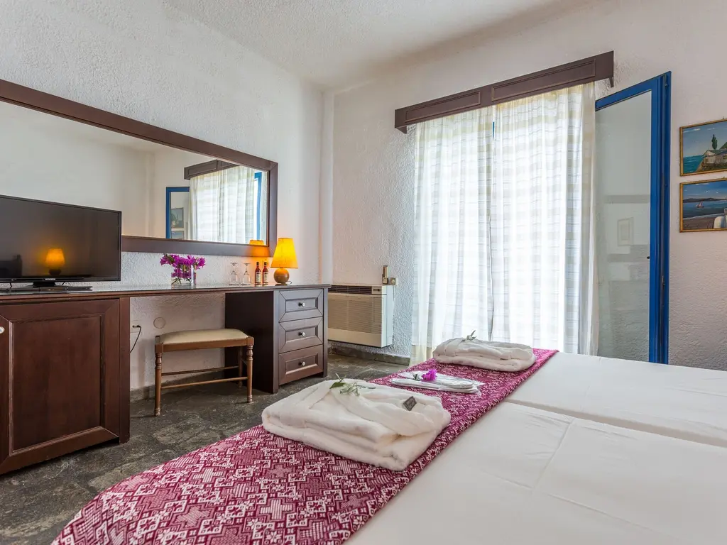Снимка 6 - Agionissi Resort - Халкидики-Атон, Гърция