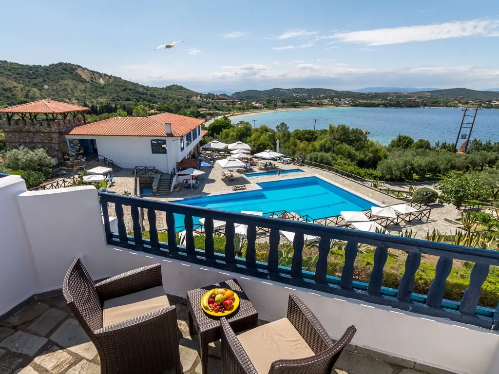 Снимка 7 - Agionissi Resort - Халкидики-Атон, Гърция