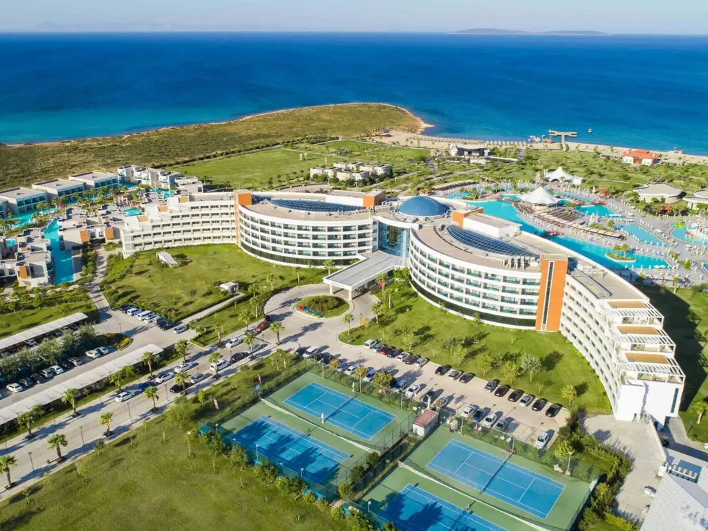 Снимка 2 - Aquasis Deluxe Resort & Spa - Дидим, Турция