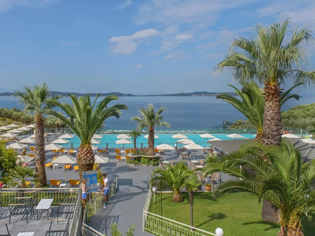 Снимка 19 - Akrathos Hotel - Халкидики-Атон, Гърция