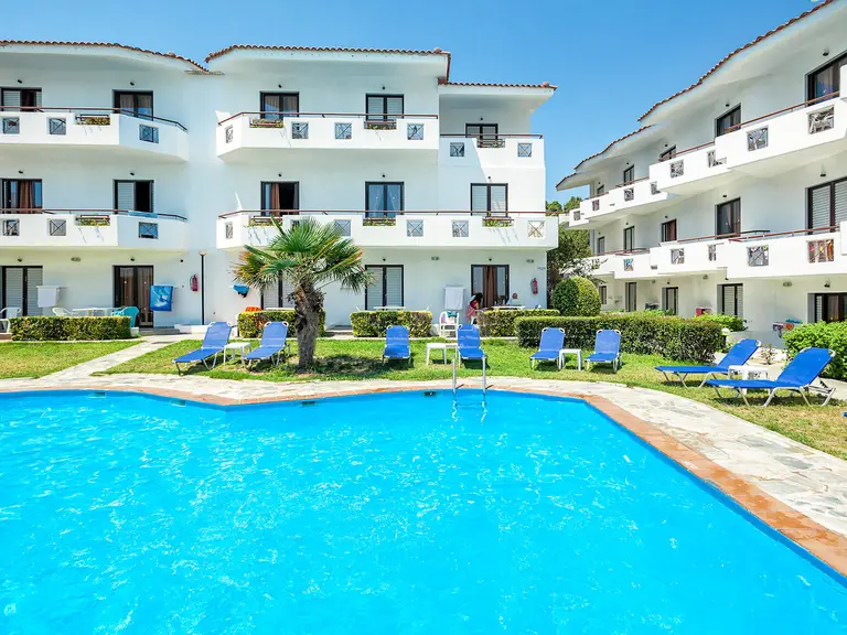 Снимка 3 - Xenios Dolphin Beach - Халкидики-Касандра, Гърция