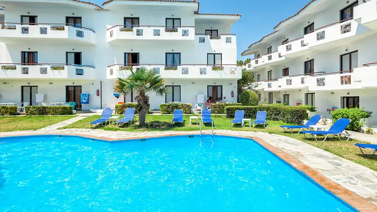 Снимка 3 - Xenios Dolphin Beach - Халкидики-Касандра, Гърция