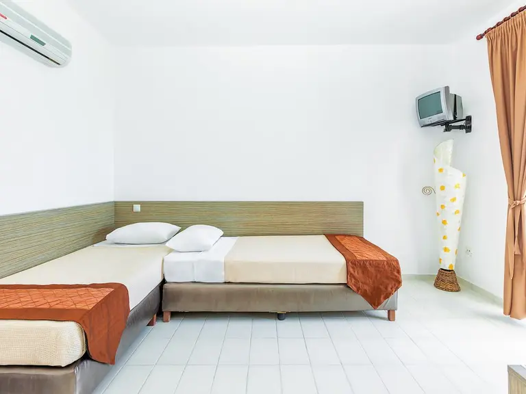 Снимка 15 - Xenios Dolphin Beach - Халкидики-Касандра, Гърция