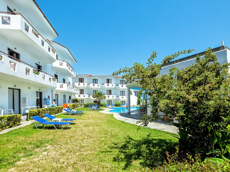 Снимка 5 - Xenios Dolphin Beach - Халкидики-Касандра, Гърция