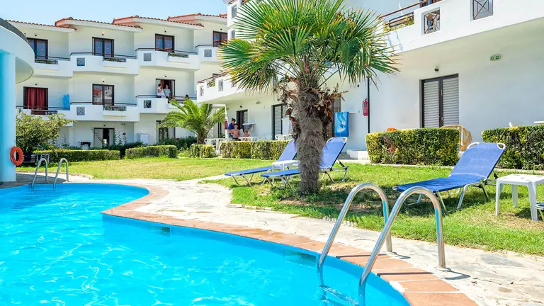 Снимка 4 - Xenios Dolphin Beach - Халкидики-Касандра, Гърция