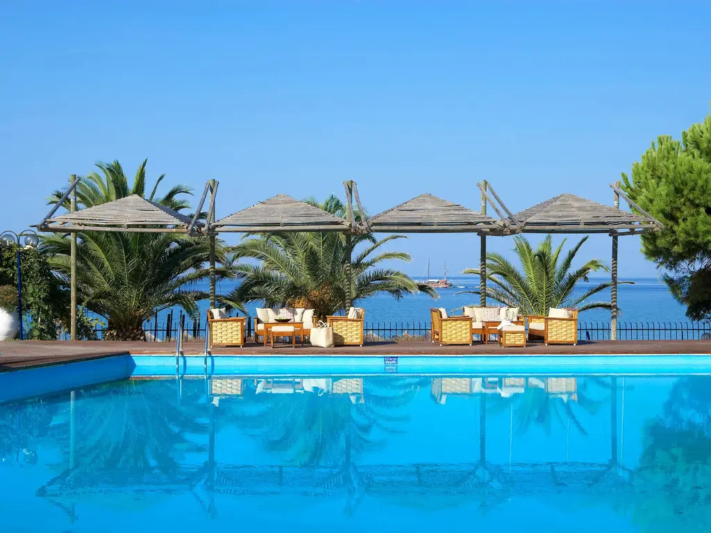 Снимка 15 - Kamari Beach - Тасос, Гърция