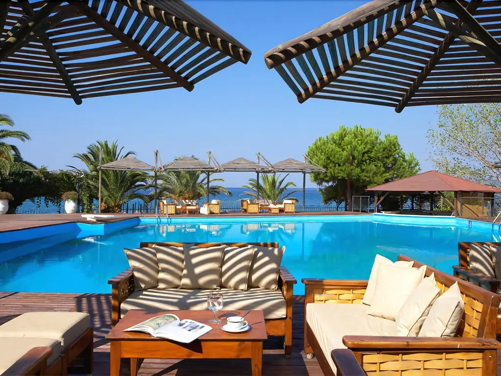 Снимка 14 - Kamari Beach - Тасос, Гърция