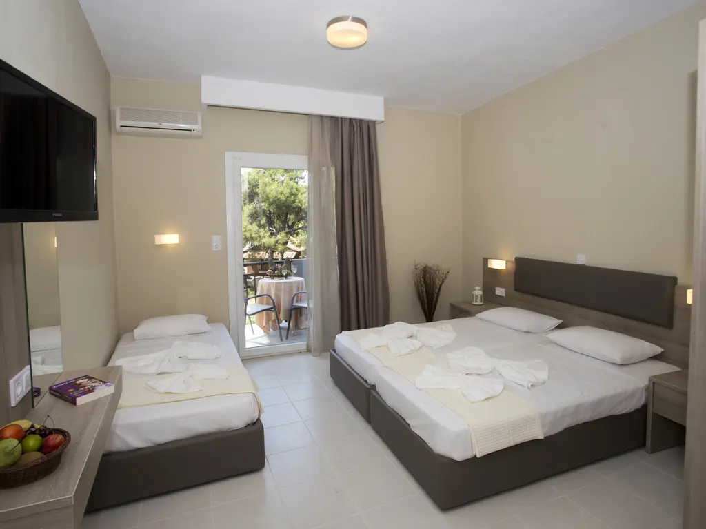 Снимка 8 - Sirines Hotel - Тасос, Гърция