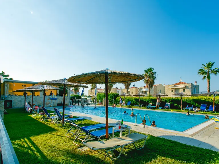 Снимка 4 - Golden Residence Family Resort - Халкидики-Касандра, Гърция