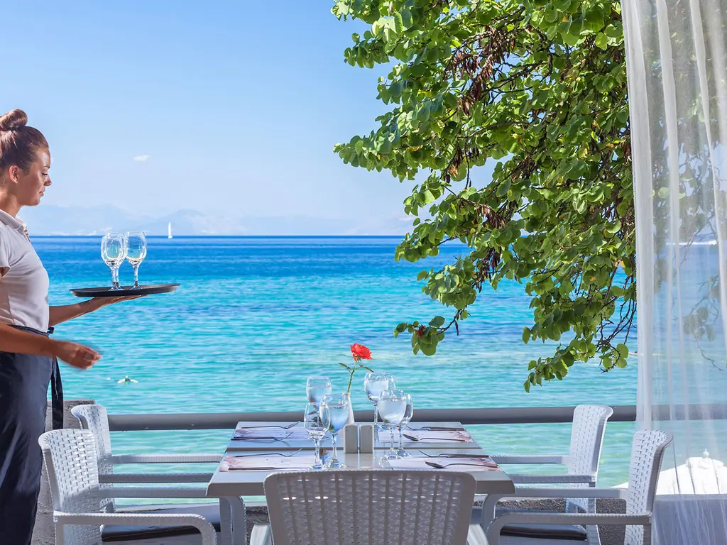 Снимка 25 - Aeolos Beach Resort - Корфу, Гърция