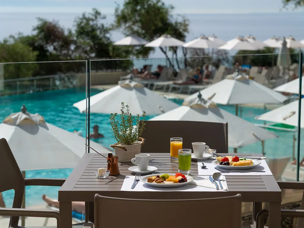 Снимка 20 - Aeolos Beach Resort - Корфу, Гърция
