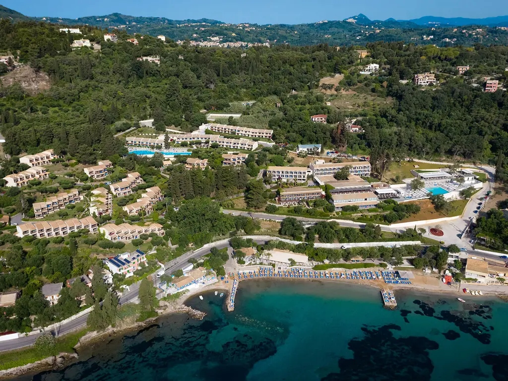 Снимка 2 - Aeolos Beach Resort - Корфу, Гърция