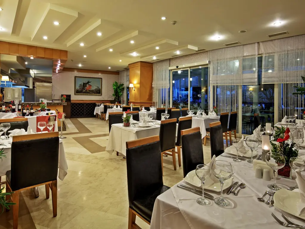 Снимка 28 - Crystal Admiral Resort Suites & Spa - Анталия-Сиде, Турция