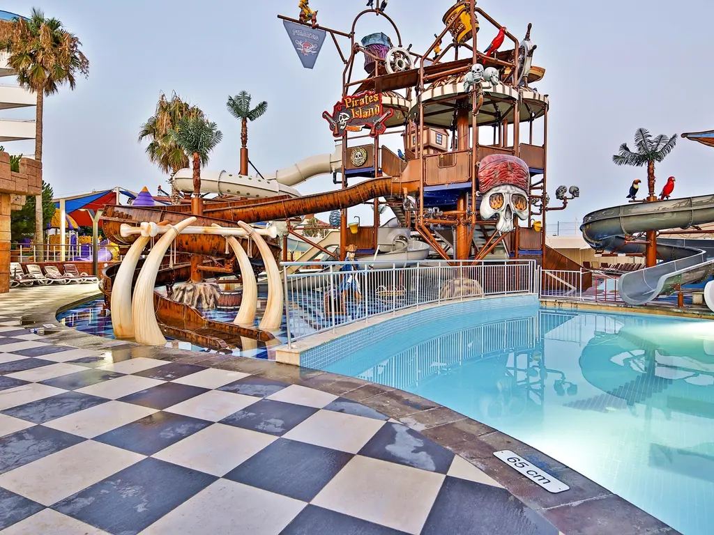 Снимка 13 - Crystal Admiral Resort Suites & Spa - Анталия-Сиде, Турция