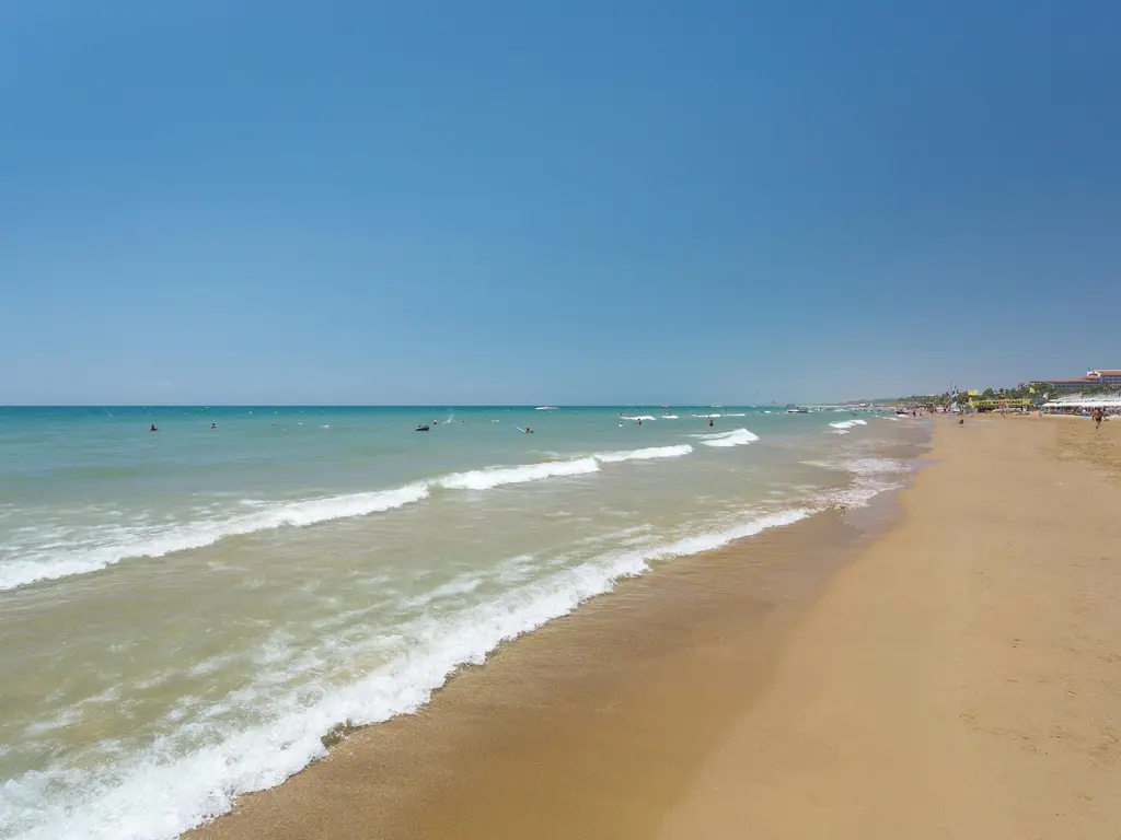 Снимка 7 - Terrace Beach Resort - Анталия-Сиде, Турция