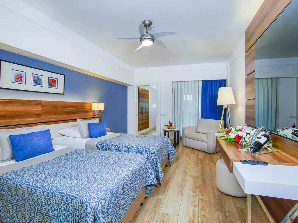 Снимка 20 - Limak Atlantis Deluxe Hotel & Resort - Анталия-Белек, Турция