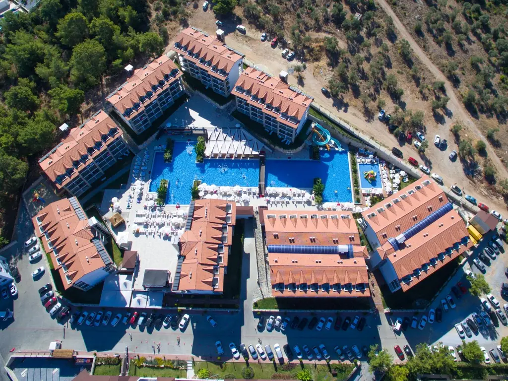 Снимка 12 - Ramada Resort by Wyndham Akbuk - Дидим, Турция