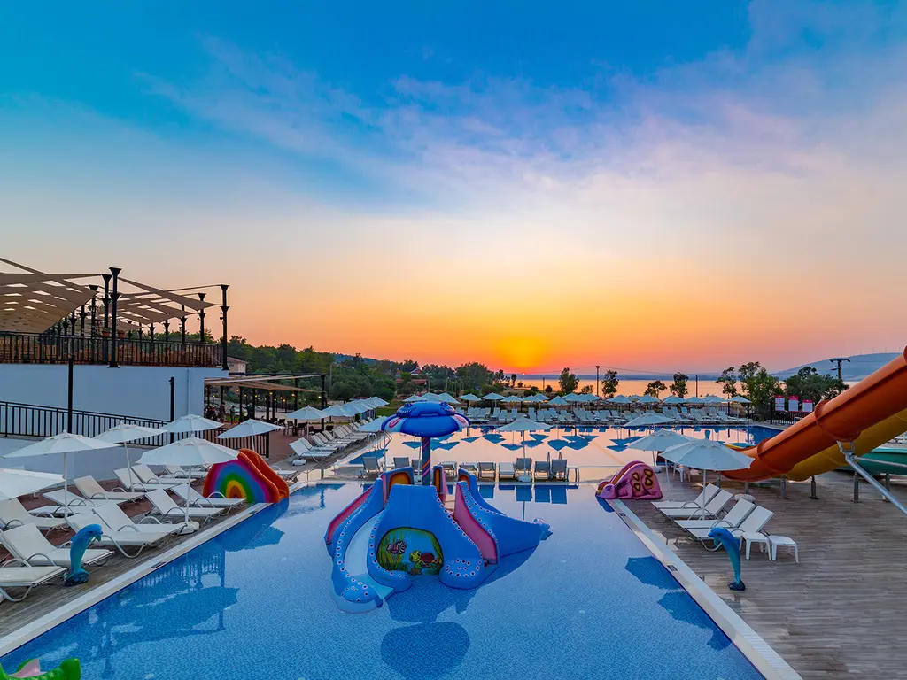 Снимка 2 - Ramada Resort by Wyndham Akbuk - Дидим, Турция