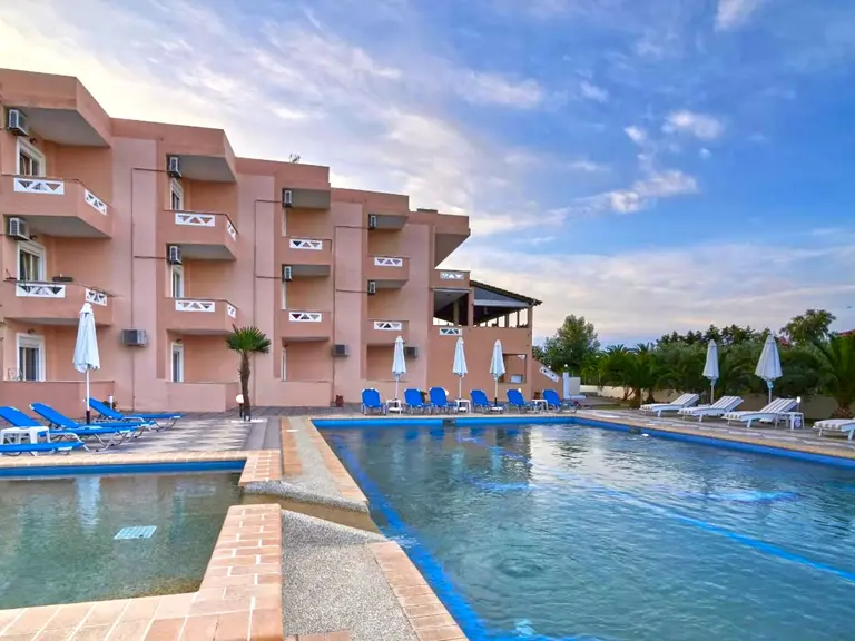 Снимка 2 - Hotel Stefani - Халкидики-Ситония, Гърция