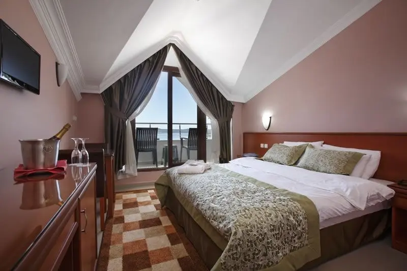 Снимка 11 - Halic Park Hotel casa colada - Айвалък, Турция