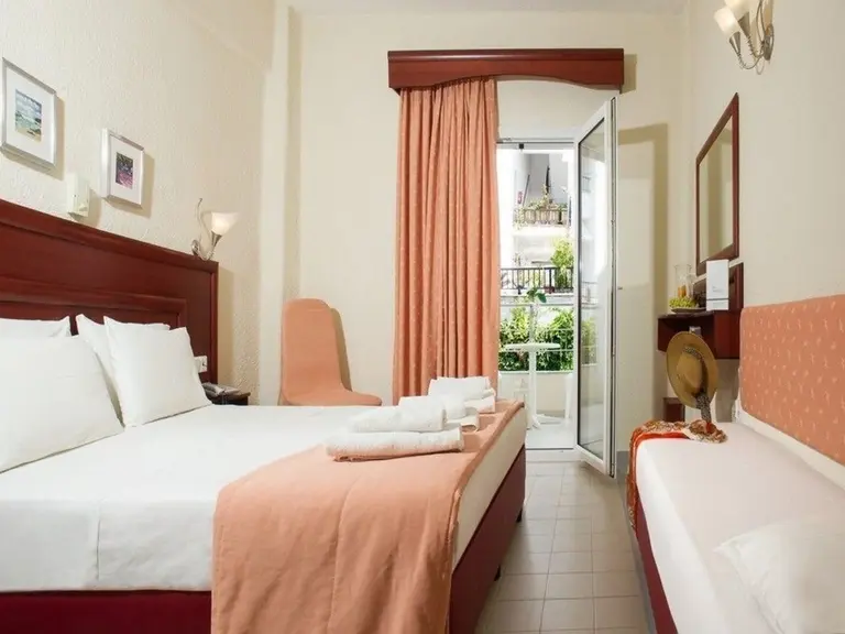 Снимка 14 - Xenios Loutra Village Beach - Халкидики-Касандра, Гърция