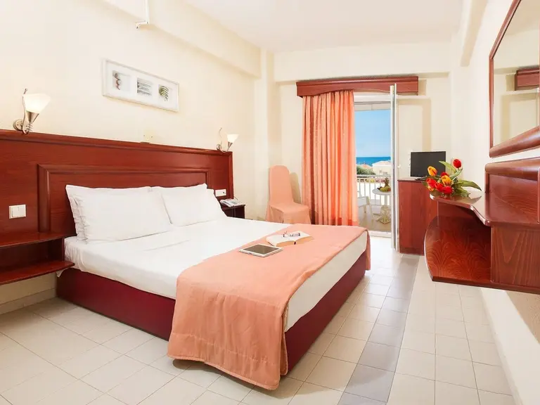 Снимка 11 - Xenios Loutra Village Beach - Халкидики-Касандра, Гърция