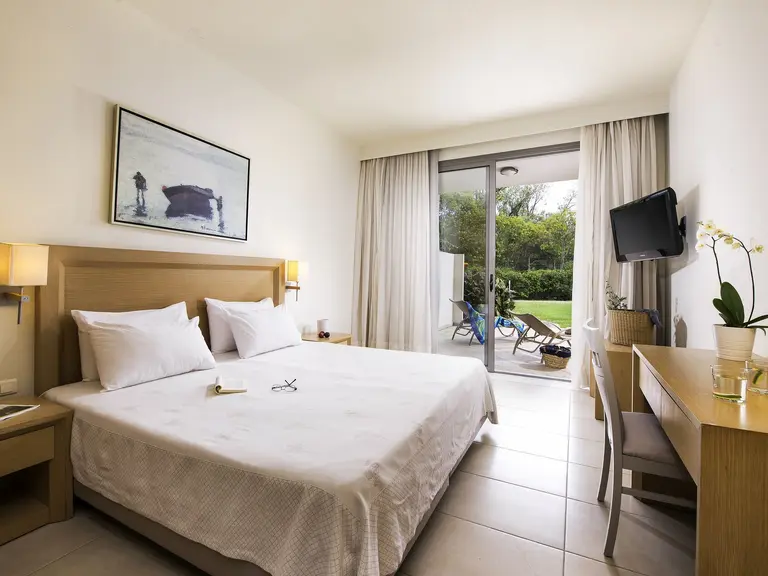 Снимка 15 - Kassandra Palace Seaside Resort - Халкидики-Касандра, Гърция
