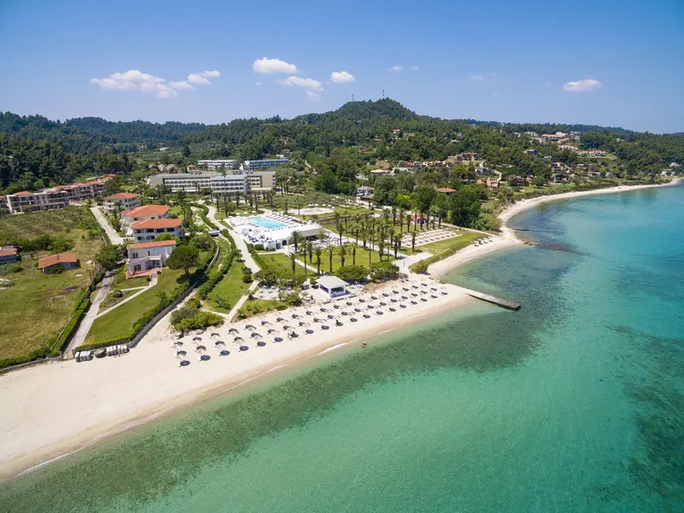 Снимка 2 - Kassandra Palace Seaside Resort - Халкидики-Касандра, Гърция