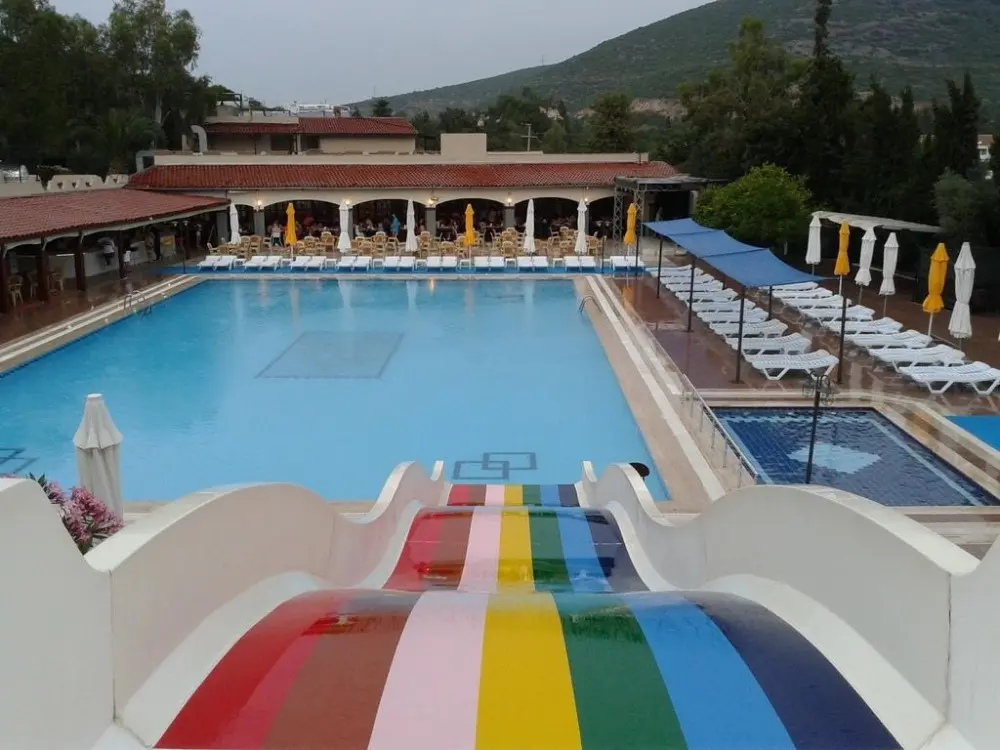 Снимка 11 - Pigale Beach Resort - Кушадасъ, Турция