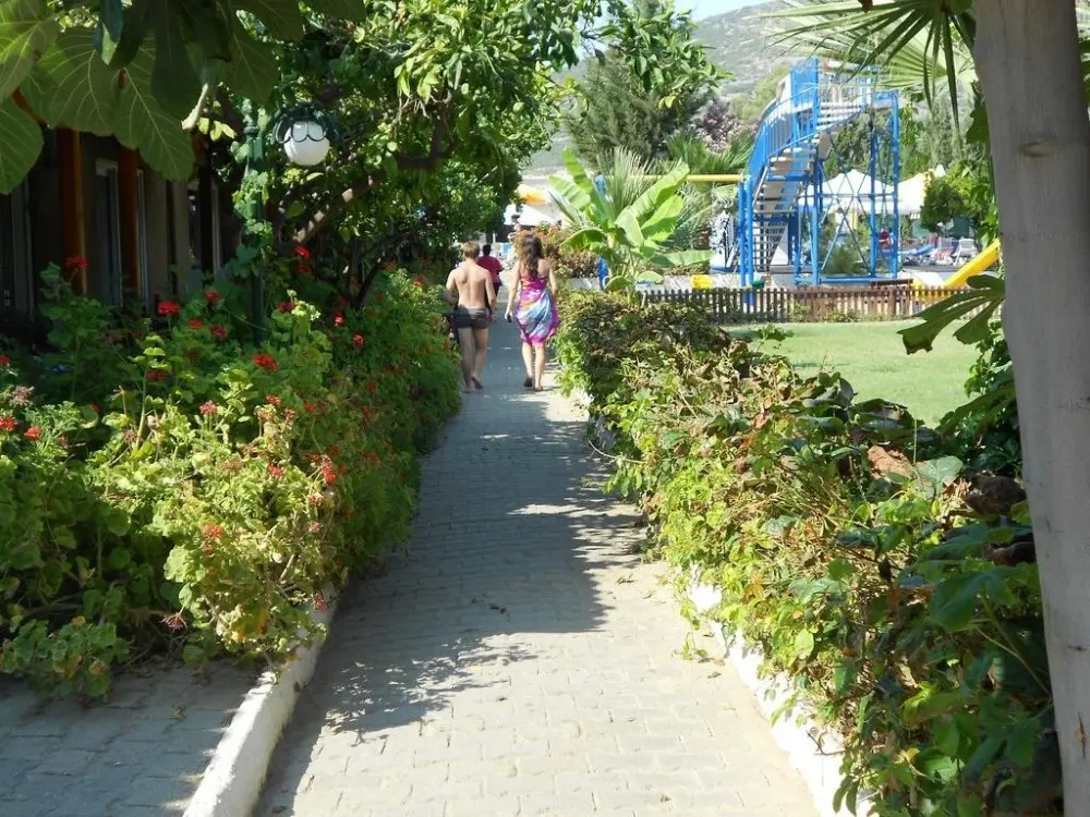 Снимка 22 - Pigale Beach Resort - Кушадасъ, Турция