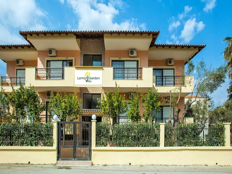 Снимка 2 - Lemon Garden Villa - Халкидики-Касандра, Гърция