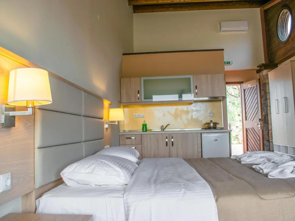 Снимка 5 - Kallisti Hotel - Тасос, Гърция