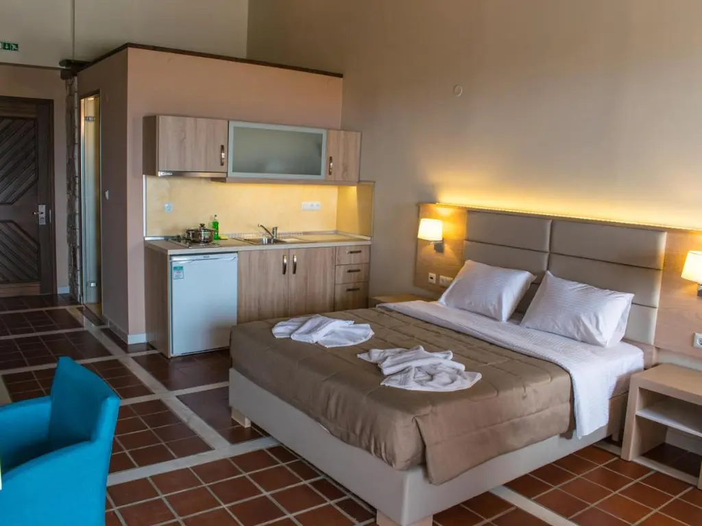 Снимка 8 - Kallisti Hotel - Тасос, Гърция