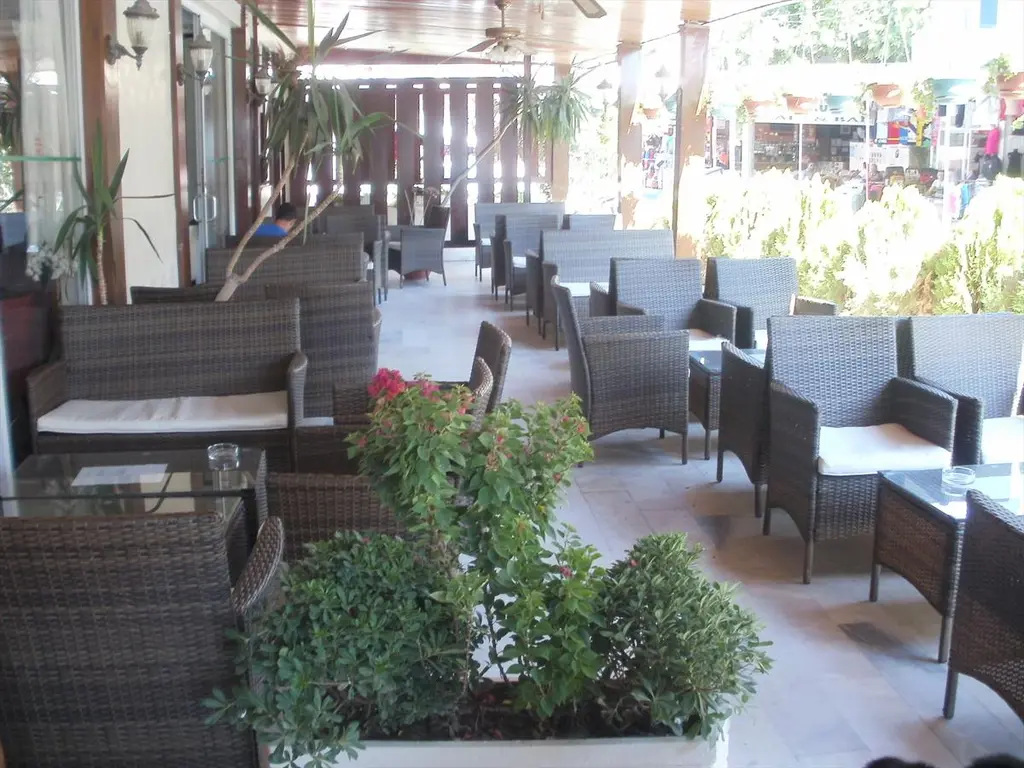 Снимка 13 - Melike Hotel - Кушадасъ, Турция