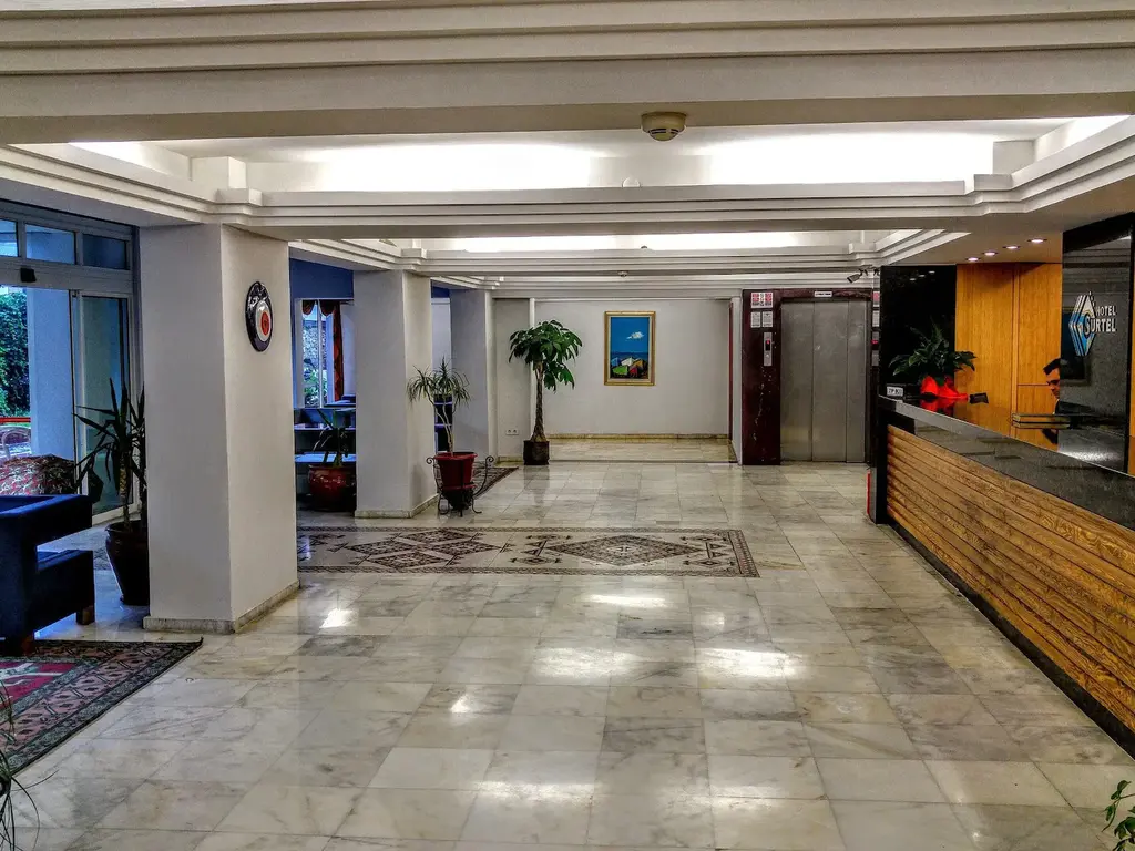 Снимка 7 - Surtel Hotel - Кушадасъ, Турция