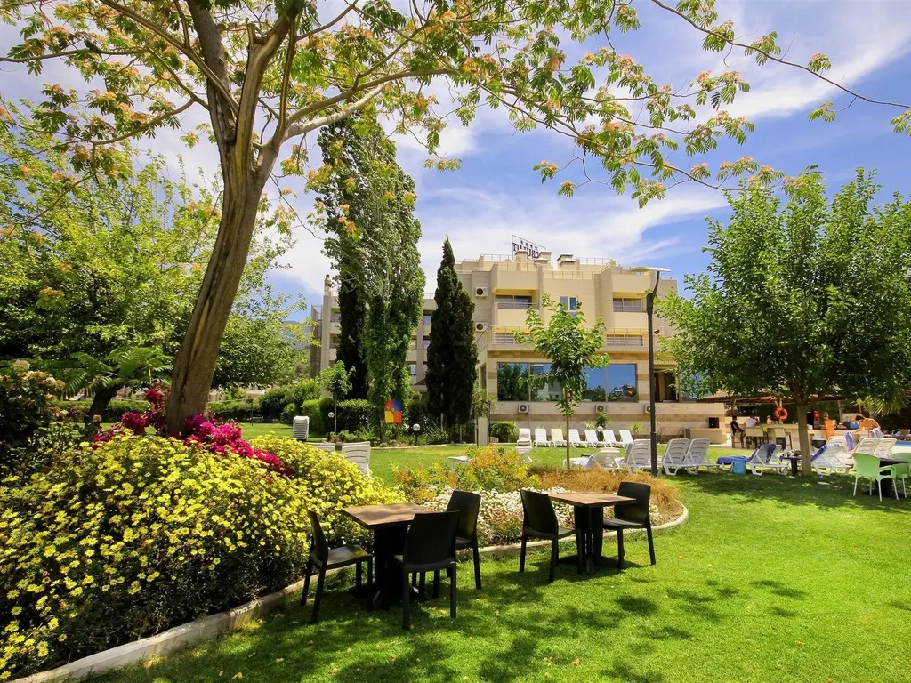 Снимка 7 - Akbulut Hotel - Кушадасъ, Турция